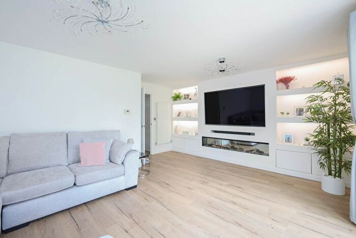 4 Bedroom Detached House For Sale In Roman Lane, Southwater, RH13