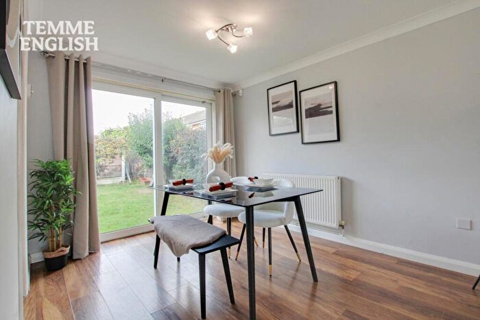 3 Bedroom House For Sale In Boyce Road, Stanford-Le-Hope, SS17