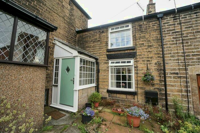 2 Bedroom Cottage To Rent In Church Street, Horwich, BL6
