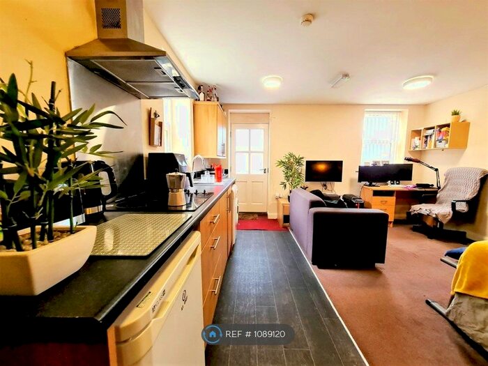 Studio To Rent In North Road, Lancaster, LA1