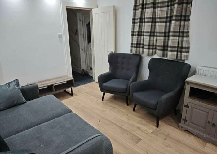 2 Bedroom Flat To Rent In The Grove, Uplands, Swansea, SA2