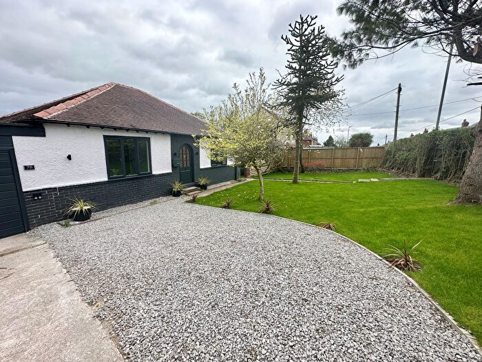 4 Bedroom Bungalow To Rent In Wrenthorpe Lane, Wakefield, WF2