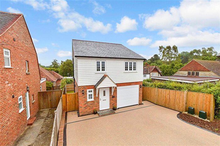 3 Bedroom Detached House For Sale In Hawkhurst Road, Cranbrook, Kent, TN17