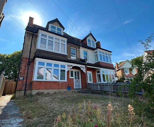 1 Bedroom Flat To Rent In Blenheim Crescent, Croydon, London, CR2