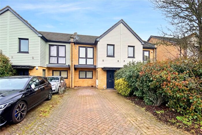 3 Bedroom Terraced House For Sale In Heath End Road, Bexley, Kent, DA5