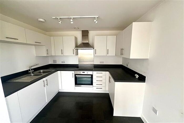 2 Bedroom Flat To Rent In Little Brights Road, Belvedere, DA17