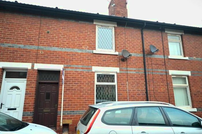 2 Bedroom Terraced House To Rent In Irvin Terrace, Castleford, WF10