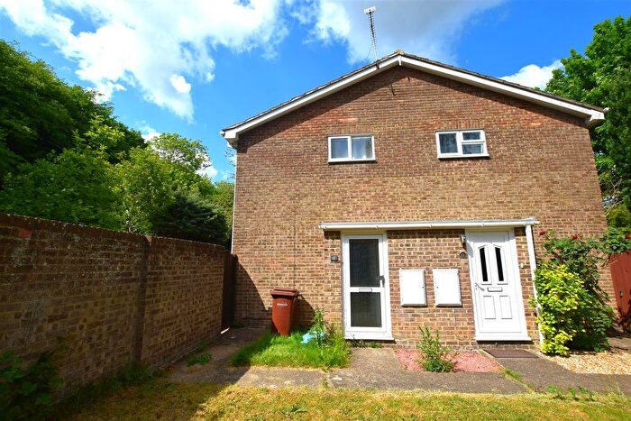 1 Bedroom Property To Rent In Thistledown Close, Hempstead, ME7