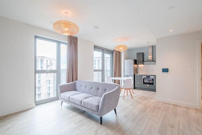 1 Bedroom Flat To Rent In Canada Gardens, Wembley Park, HA9