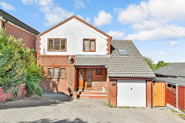 5 Bedroom Detached House For Sale In Waverley Avenue, Minster On Sea, Sheerness, Kent, ME12