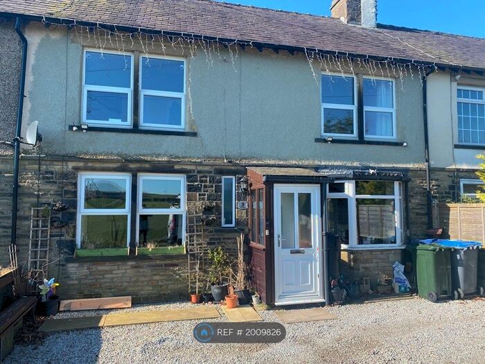 3 Bedroom Terraced House To Rent In The Avenue Wilsden, Bradford, BD15