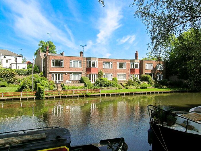 1 Bedroom Flat To Rent In Riverside Court, Chesterton Road, Cambridge, CB4