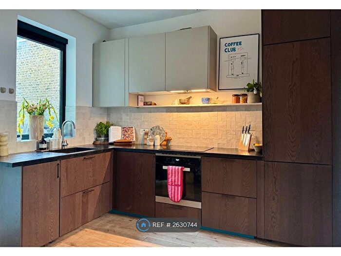 1 Bedroom Flat To Rent In Battersea, Battersea, SW11