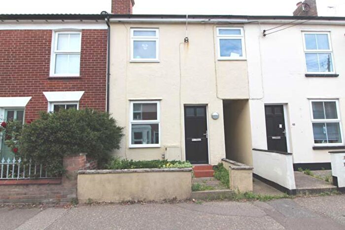 3 Bedroom Terraced House For Sale In Colne Road, CO7