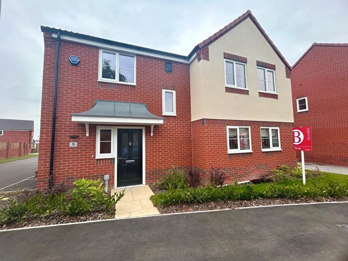 4 Bedroom Property To Rent In Bedford Way, Chesterfield, S44