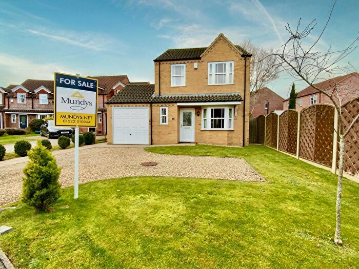 3 Bedroom Detached House For Sale In Headland Way, Navenby, LN5