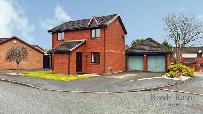 3 Bedroom Detached House To Rent In Clough Avenue, Walton-le-Dale, Preston, Lancashire, PR5