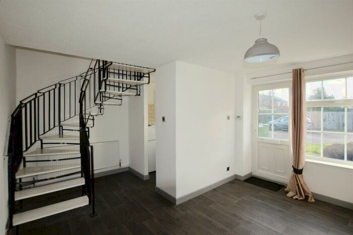 1 Bedroom Maisonette To Rent In Allendale Road, Rainworth, Mansfield, NG21