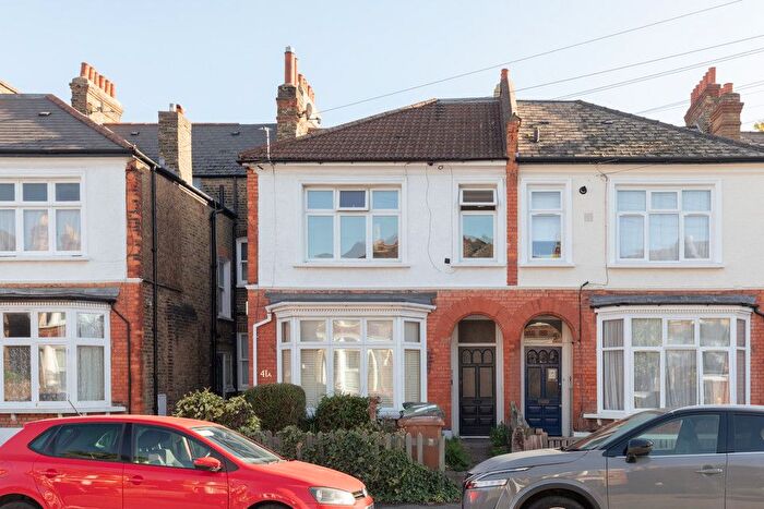 2 Bedroom Flat For Sale In Carholme Road, Forest Hill, SE23