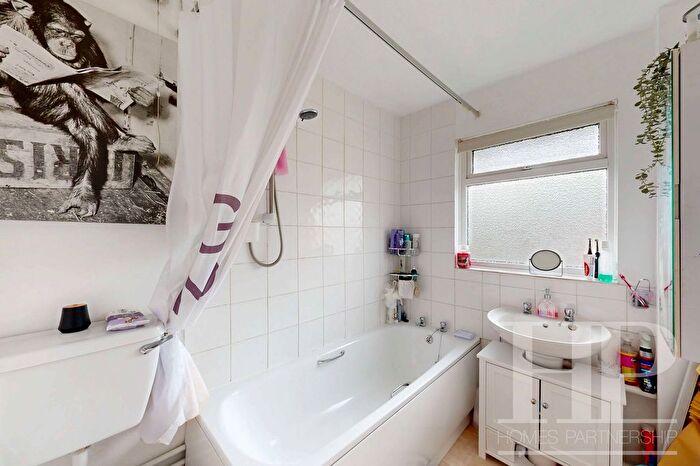1 Bedroom Maisonette To Rent In Charrington Way, Broadbridge Heath, RH12