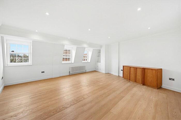 1 Bedroom Flat To Rent In Crown Lodge, Elystan Street, SW3