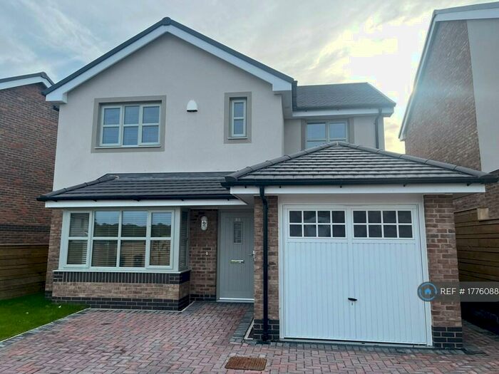 4 Bedroom Detached House To Rent In Parc Pentywyn, Deganwy, Conwy, LL31