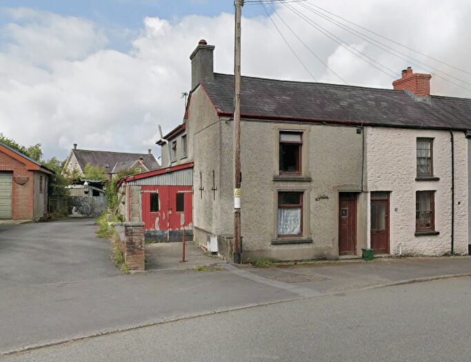 3 Bedroom Terraced House For Sale In Church Street, Llangadog, SA19
