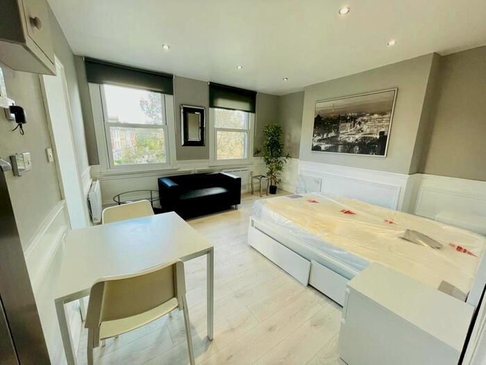 1 Bedroom Studio To Rent In Stoke Newington Common, London, N16