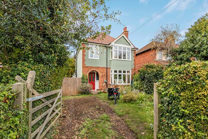 3 Bedroom Detached House For Sale In Church Lane, Girton, CB3