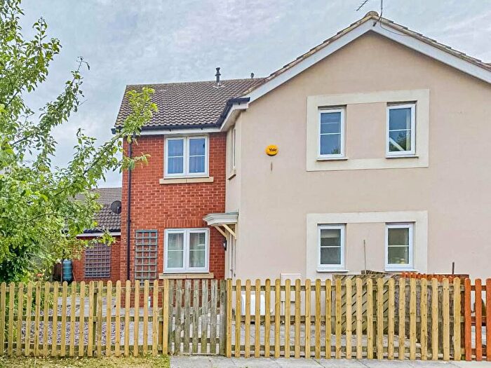 2 Bedroom End Of Terrace House To Rent In Azov Close, Horfield, Bristol, BS7