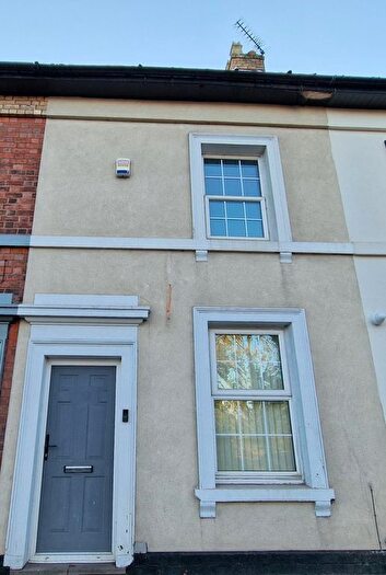 2 Bedroom Terraced House To Rent In Tettenhall Road, Wolverhampton, West Midlands, WV6