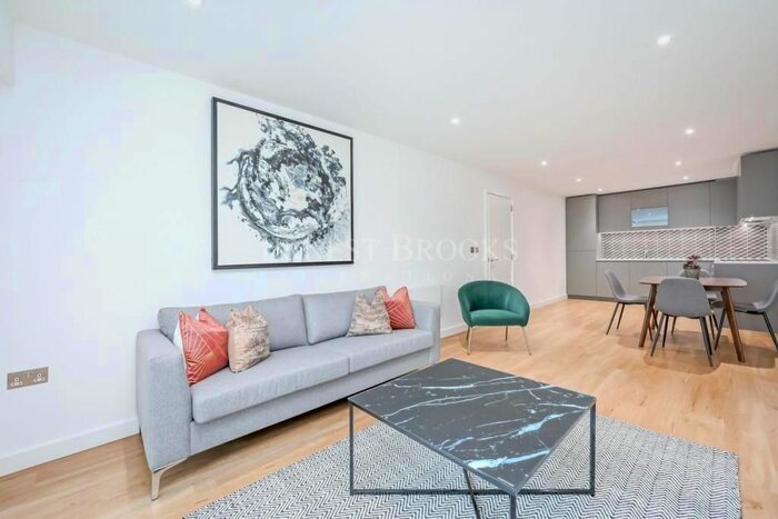 2 Bedroom Flat For Sale In Cornelia House, Caversham Road, Beaufort Park, London, NW9