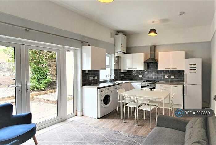 5 Bedroom Terraced House To Rent In Ashley Hill, Bristol, BS6