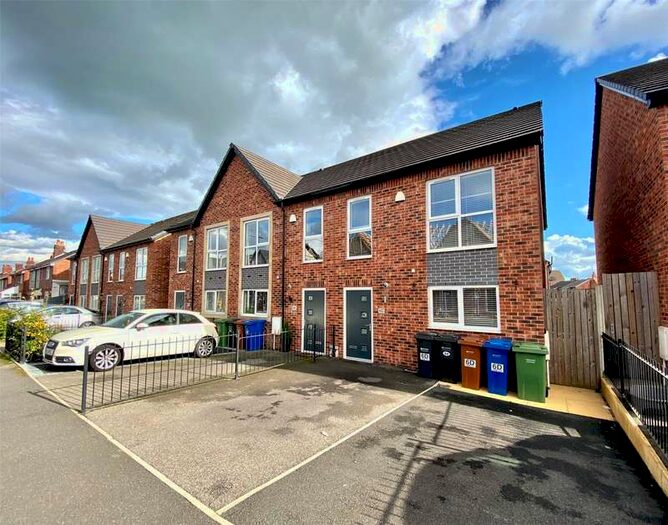 3 Bedroom Semi-Detached House To Rent In Vine Street, Hazel Grove, Stockport, SK7