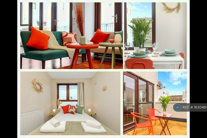 2 Bedroom Flat To Rent In Eden Way, London, E3