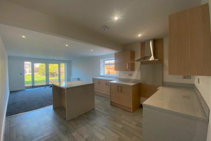 3 Bedroom Bungalow To Rent In View Street, Cannock, WS12