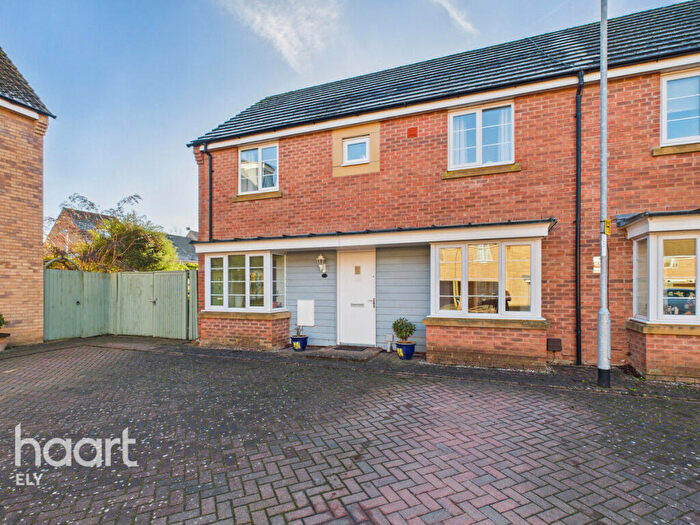 3 Bedroom Semi-Detached House For Sale In Chamberlain Fields, Littleport, CB6