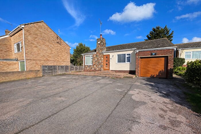 3 Bedroom Detached Bungalow For Sale In The Broadway, Minster On Sea, ME12
