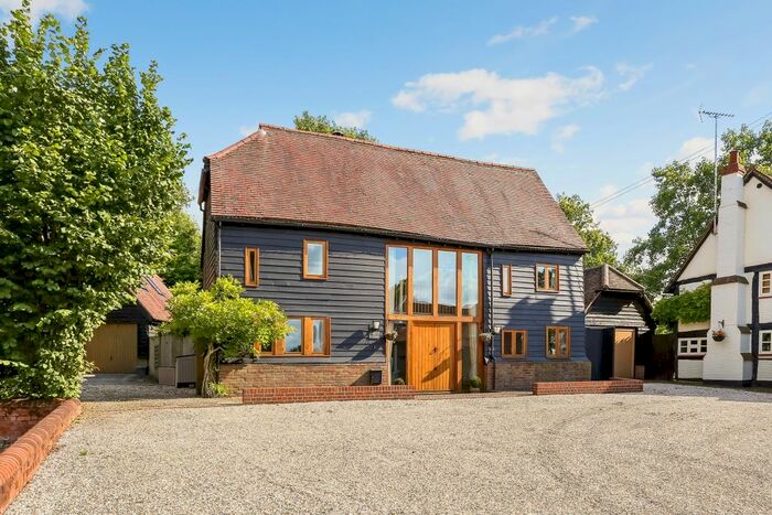 5 Bedroom Barn Conversion To Rent In Blagrove Lane, Wokingham, RG41