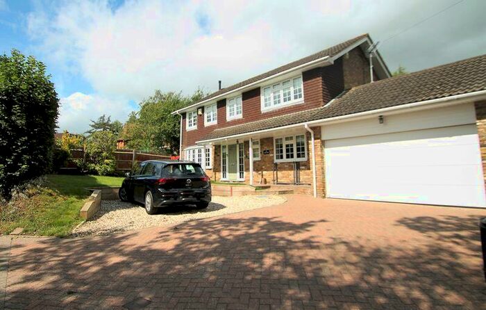 4 Bedroom Detached House To Rent In Hare Lane, Little Kingshill, HP16