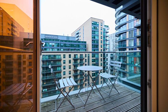 1 Bedroom Flat For Sale In Ability Place, Millharbour, London, Greater London, E14