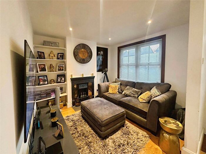 2 Bedroom House To Rent In Longfellow Road, Worcester Park, Surrey, KT4