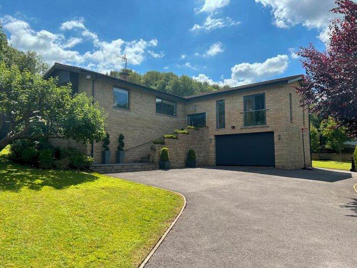 5 Bedroom Detached House For Sale In The Glen, Saltford, Bristol, BS31