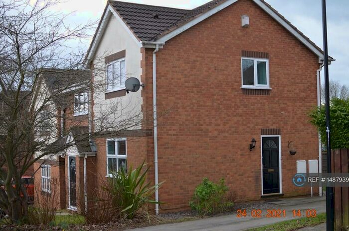 2 Bedroom End Of Terrace House To Rent In Providence Court, Morley, Leeds, LS27