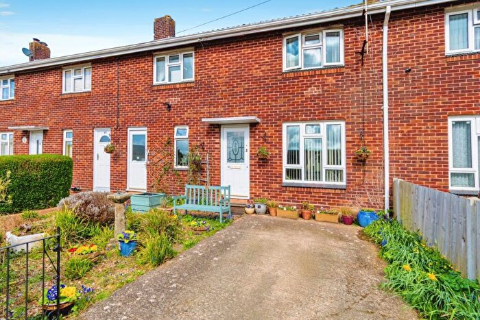 2 Bedroom Terraced House For Sale In Hillyfields, Nursling, Southampton, Hampshire, SO16