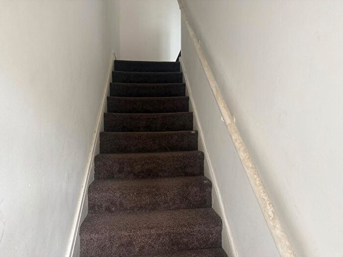 2 Bedroom Flat To Rent In Pembury Court, High Street, Hayes, UB3
