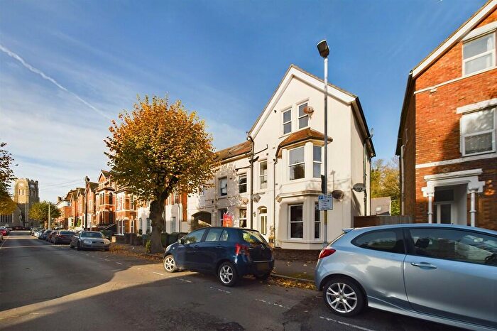 2 Bedroom Flat For Sale In Brockman Road, Folkestone, CT20