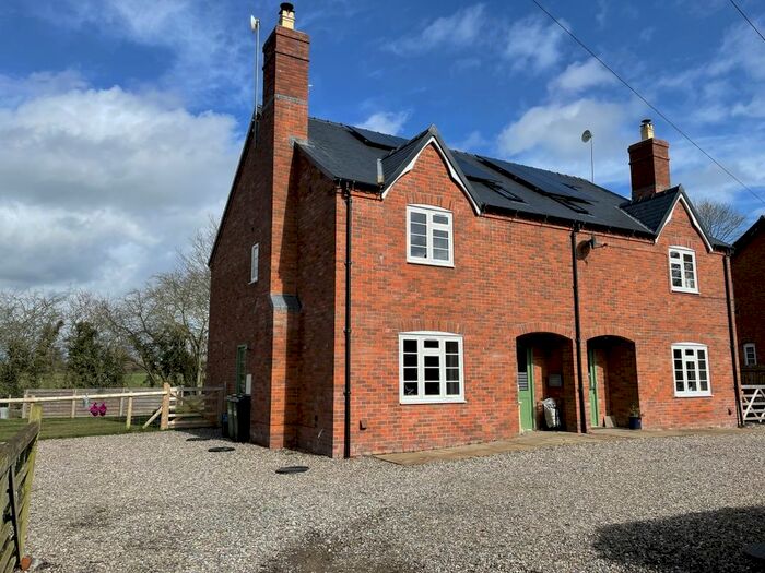 3 Bedroom Semi-Detached House To Rent In Whittington, Oswestry, SY11