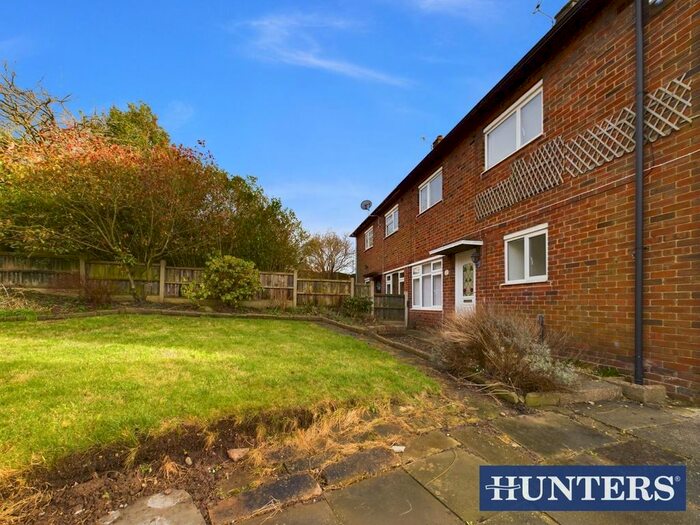 3 Bedroom Semi-Detached House To Rent In Rochester Road, Fenton, Stoke-On-Trent, ST3