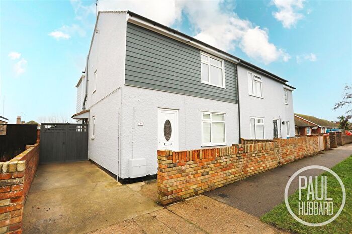 3 Bedroom Semi Detached House For Sale In Ship Road, Pakefield, NR33